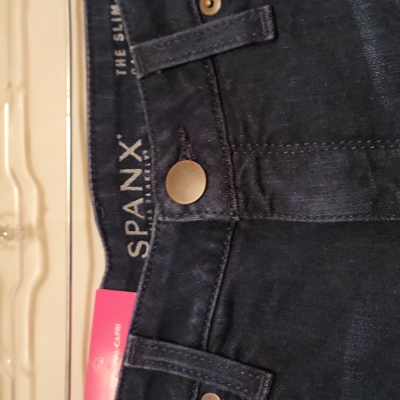 Spanx Capri Jeans - Picture 13 of 16